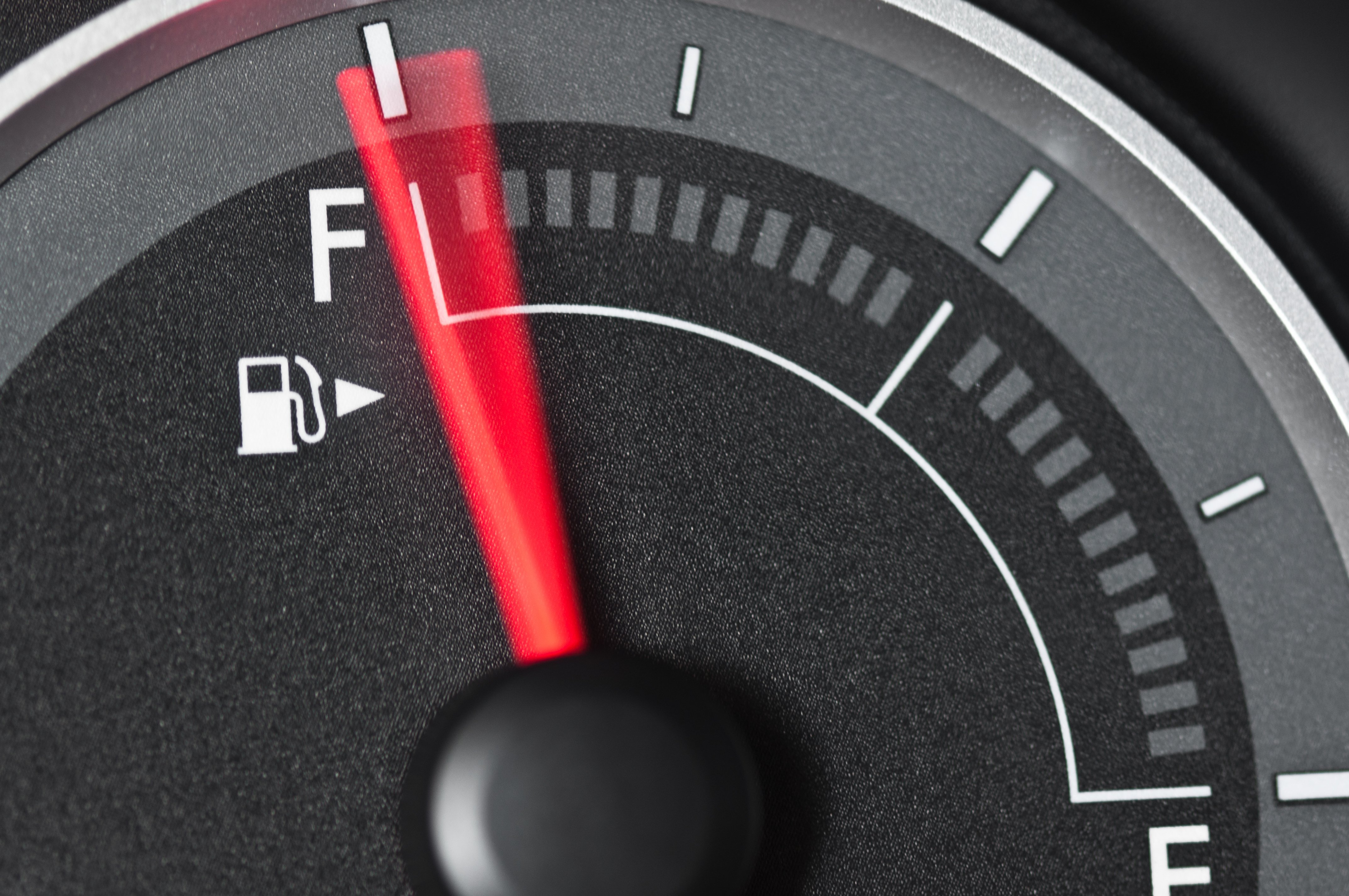 fuel guage iStock-177239371.jpg